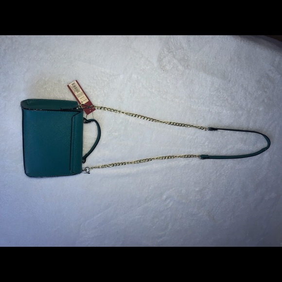 Shoulder bag with gold color chain new with tags - Picture 7 of 8